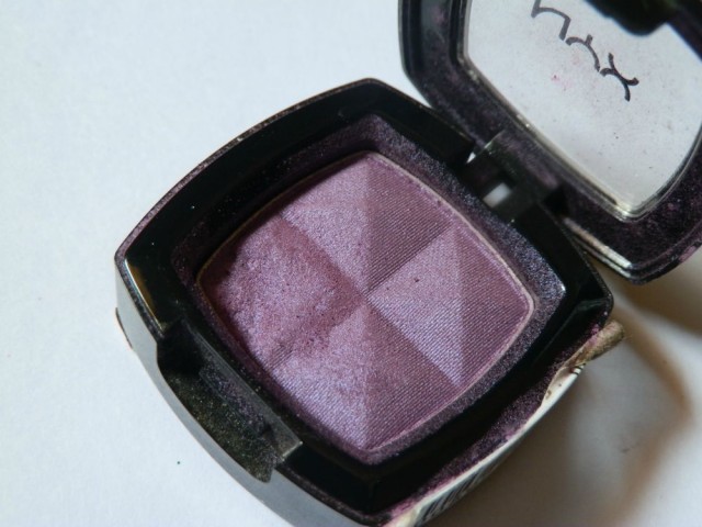 NYX ES 32 Purple Eyeshadow 4