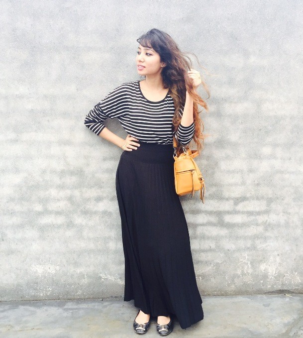 Outfit of the Day: Long Black Skirt