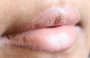 Neutral lips