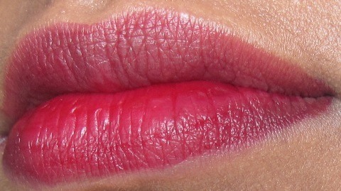 Red lip tint