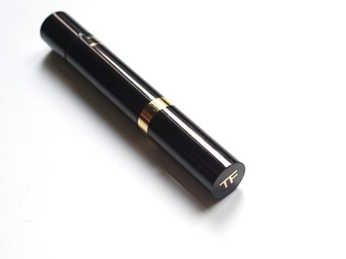 tom-ford-concealing-pen-4