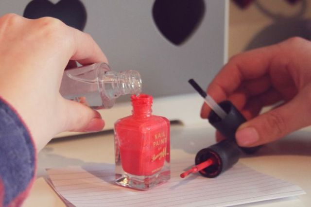 10 Nail Polish Hacks You Need to Know to Flaunt Those Colorful Nails 10