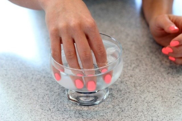 10 Nail Polish Hacks You Need to Know to Flaunt Those Colorful Nails 3