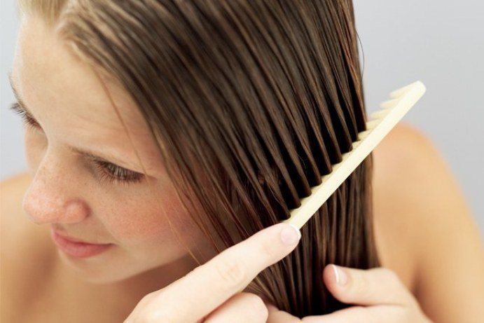 7 Awesome Tips to Get Younger Looking Hair4