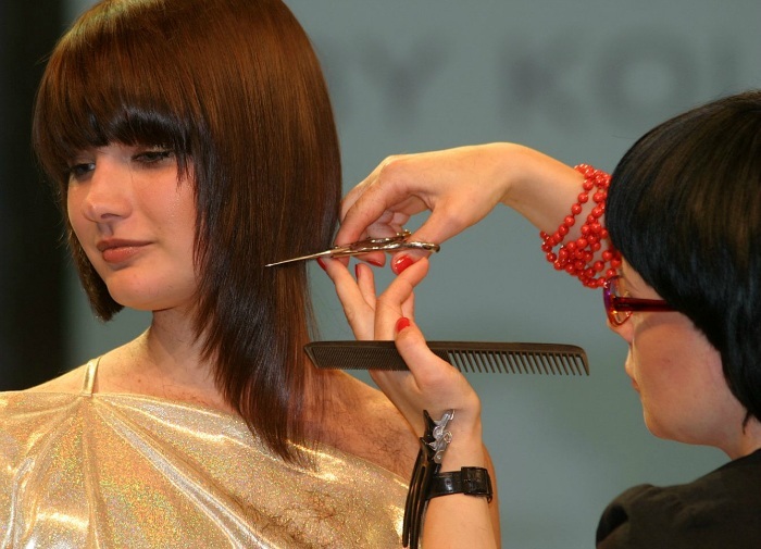 9 Questions To Ask Your Hair-dresser Before Having a Hair-cut 5