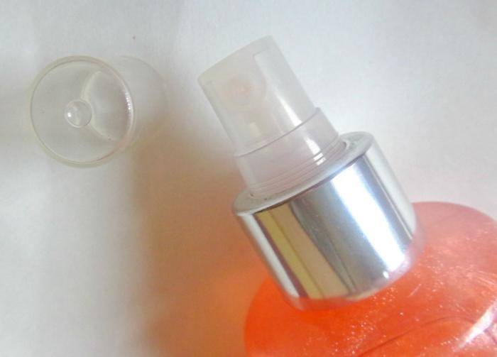Bath and Body Works Jingle Bellini Shimmer Mist Review cap