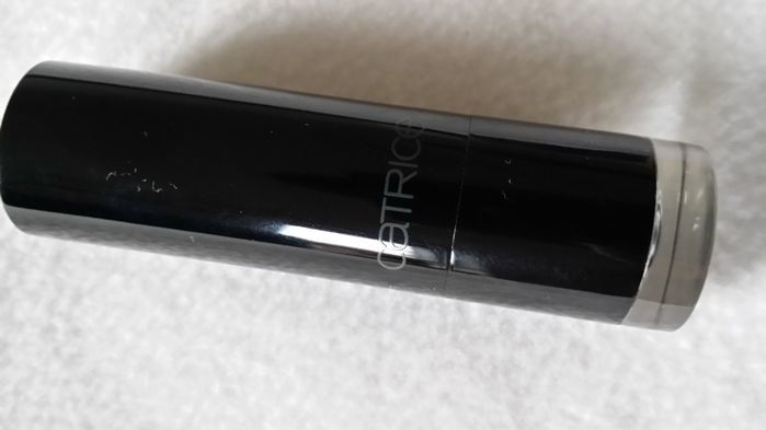 Catrice 020 Maroon Ultimate Colour Lipstick Review