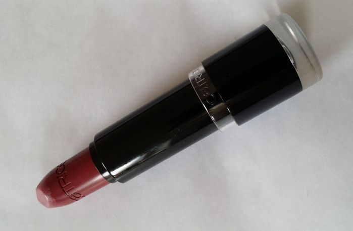 Catrice 340 Berry Bradshaw Ultimate Colour Lipstick Review2