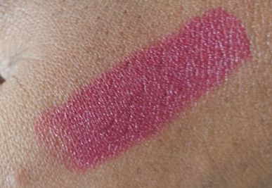 Catrice 340 Berry Bradshaw Ultimate Colour Lipstick Review4