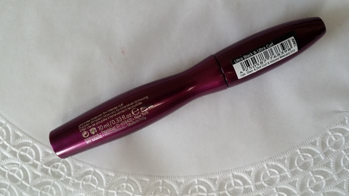 Catrice Glam and Doll Curl and Volume Mascara 3