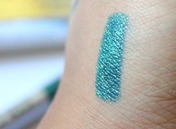 Colorbar Emerald Green I-Glide Eye Pencil Review + EOTD swatch