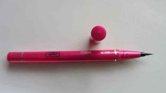 Dejavu Lasting Fine S Pen Liquid Eyeliner