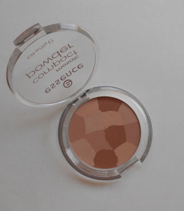 Essence Mosaic Compact Powder Sunkissed Beauty