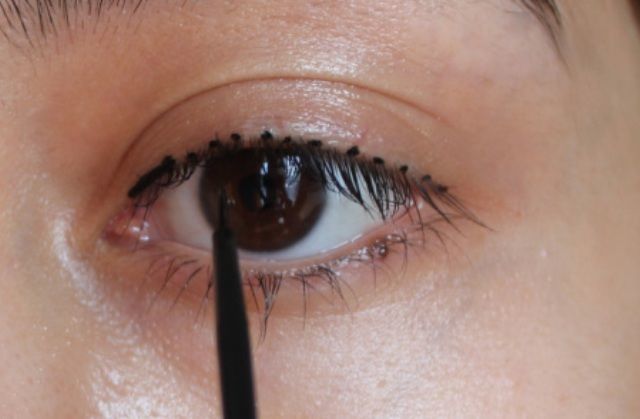 Eyeliner Tricks That Will Make Your Life Easier 3