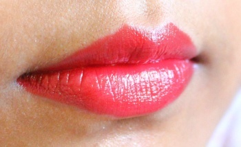 Faces Firetruck Ultra Moist Lipstick Review lipswatch