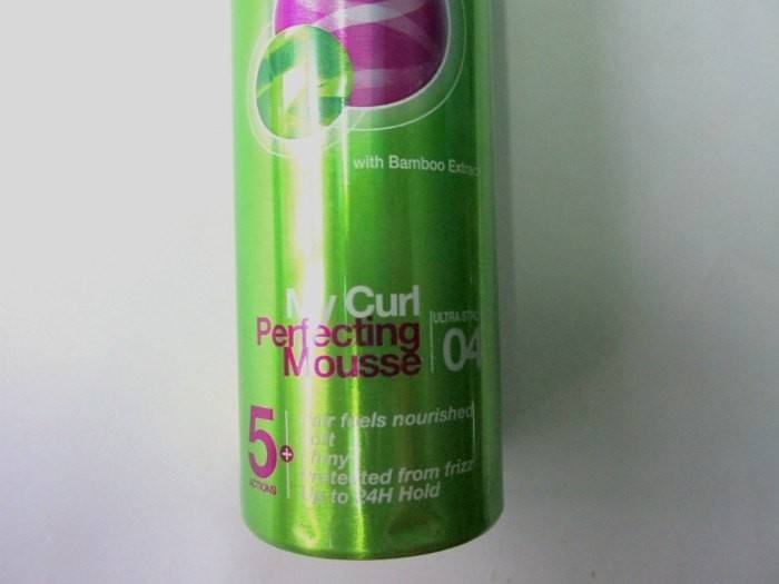 Garnier Fructis Style I Love My Curls Perfecting Mousse Review2