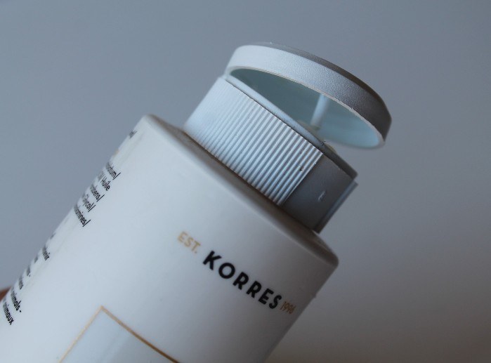 Korres Greek Yogurt 3 in 1 Cleansing, Toning and Eye Make-up Removing Emulsion Review6