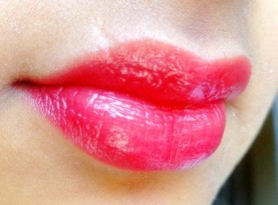 Lakme Absolute Red Pout Lip Tint Creme Review10