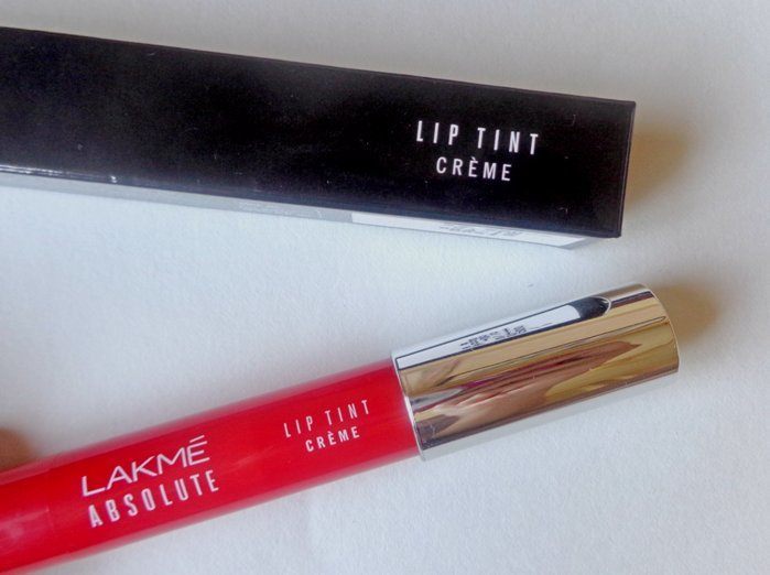 Lakme Absolute Red Pout Lip Tint Creme Review2