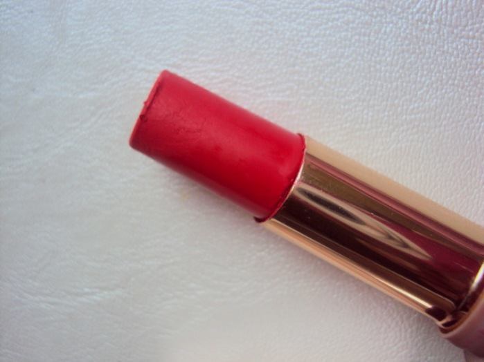 Lakme MR10 Red Rebel 9 to 5 Lip Color Review5