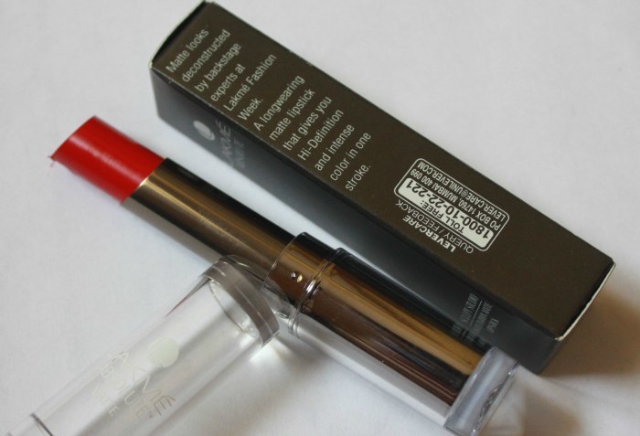 Lakme Red Envy Absolute Sculpt Studio Hi Definition Matte Lipstick packaging