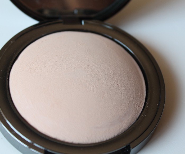 Lorac POREfection Baked Perfecting Powder Review8