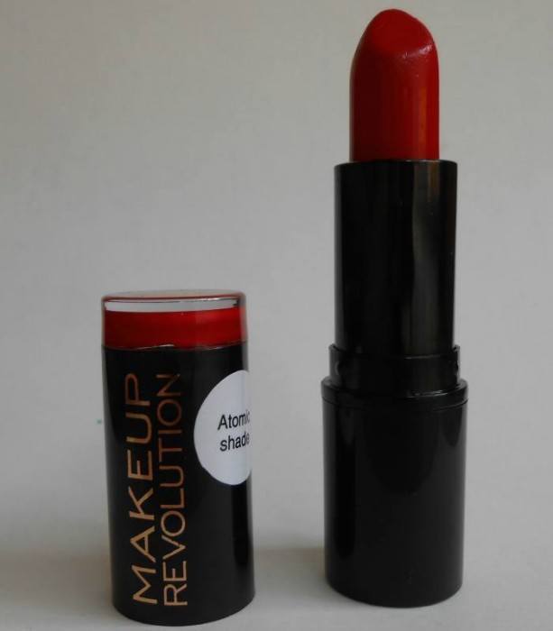 Makeup Revolution Atomic Ruby Lipstick Container