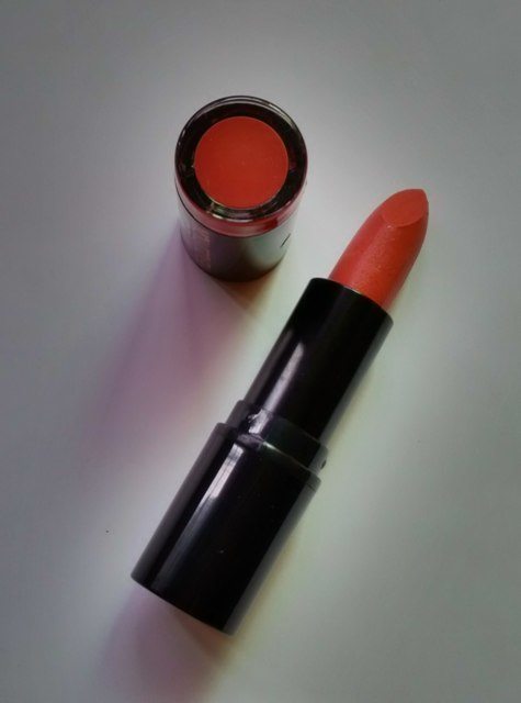 Makeup Revolution London Treat Amazing Lipstick 5