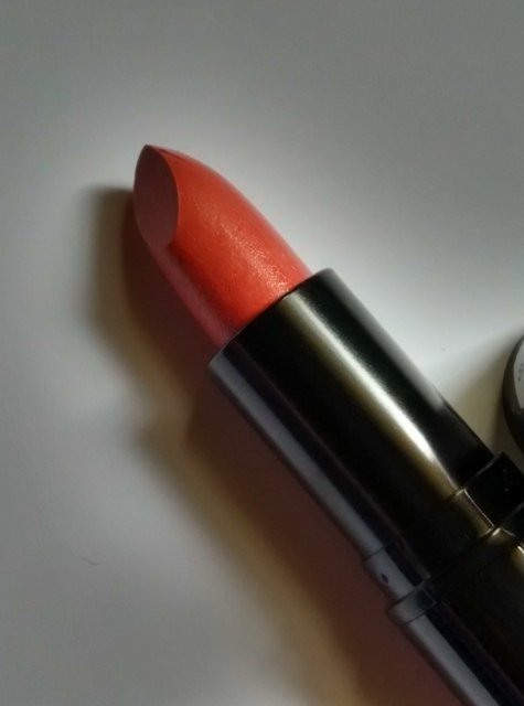 Makeup Revolution London Treat Amazing Lipstick 7