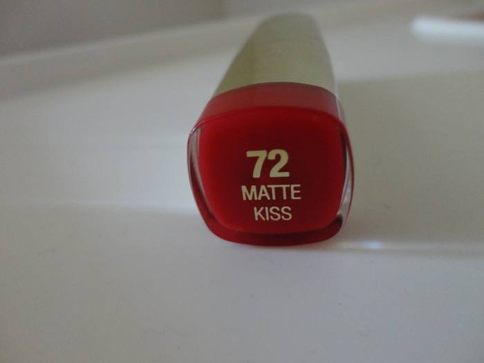 Milani 72 Matte Kiss Color Statement Moisture Matte Lipstick 2