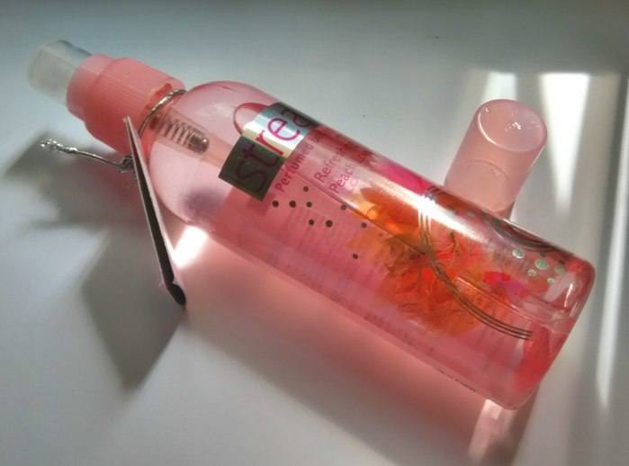 Streax Refreshing Peach Love Perfumed Body Mist Review1