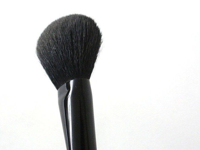 gucci powder brush 10 review