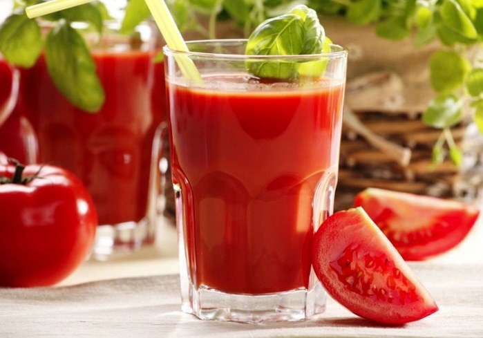9 Delicious Juices for Healthy and Glowing Skin3