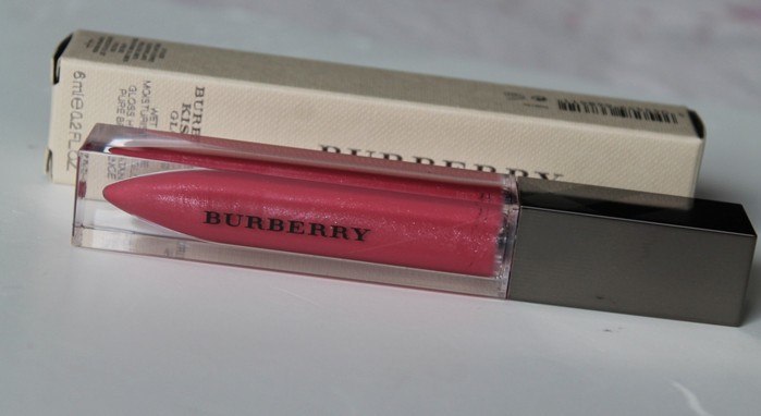 Burberry Pink Mist No. 53 Kisses Gloss Review1