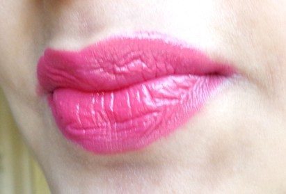 Chambor Orosa #554 Insanely Pink Lip Perfection Lipstick Review6