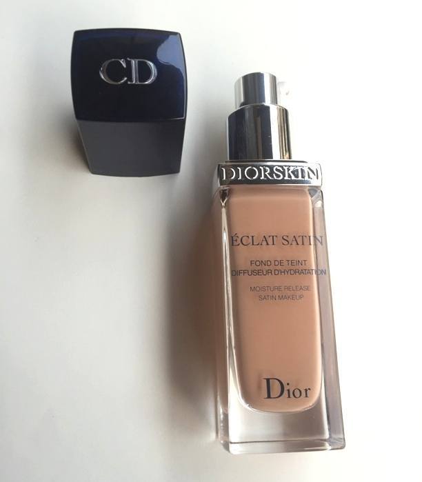Dior Eclat Satin Moisture Release Satin Makeup Review5