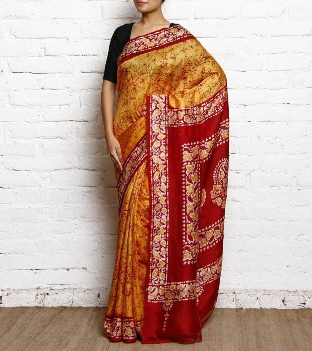 Exquisite Traditional Saree Looks from Different Regions of India2