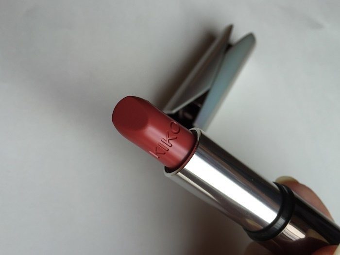 KIKO Luscious Cream Lipstick #504 Raspberry Review, Swatches, FOTD3