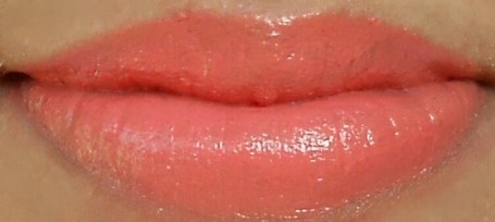 Lakme Coral Case 9 to 5 Crease-Less Creme Lipstick Review1