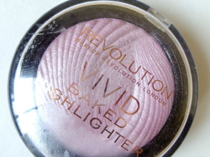 Makeup Revolution London Pink Lights Vivid Baked Highlighter