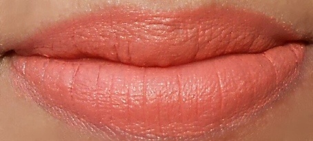 Maybelline Color Show Peach Personality Creamy Matte Lip Color Review1