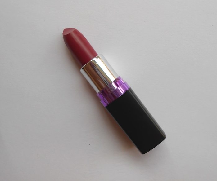 Maybelline Colorshow Madly Magenta Creamy Matte Lipcolor Review8