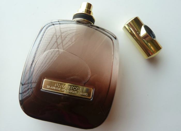 Nina Ricci E'xtase Perfume Review open