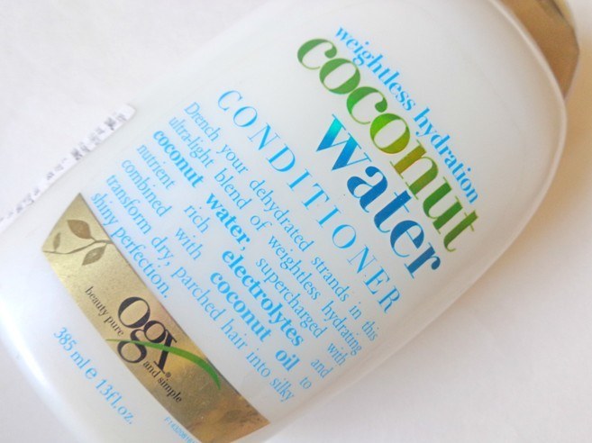 OGX Weightless Hydration Coconut Water Conditioner