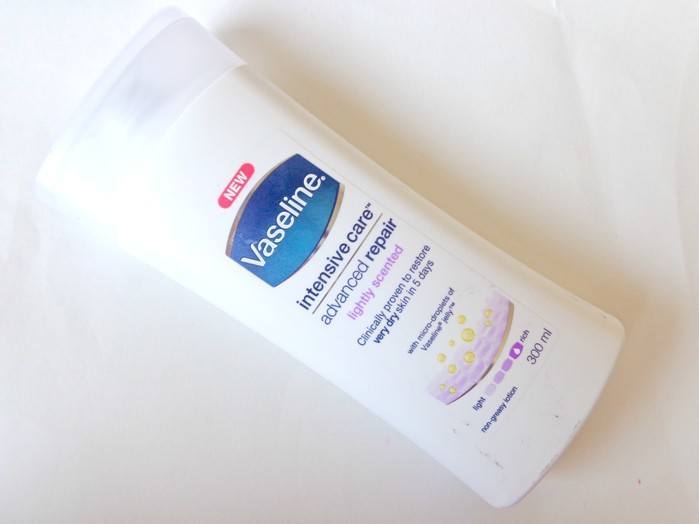 Vaseline Intensive Care Advanced Repair Lightly Scented Non-Greasy Lotion Review