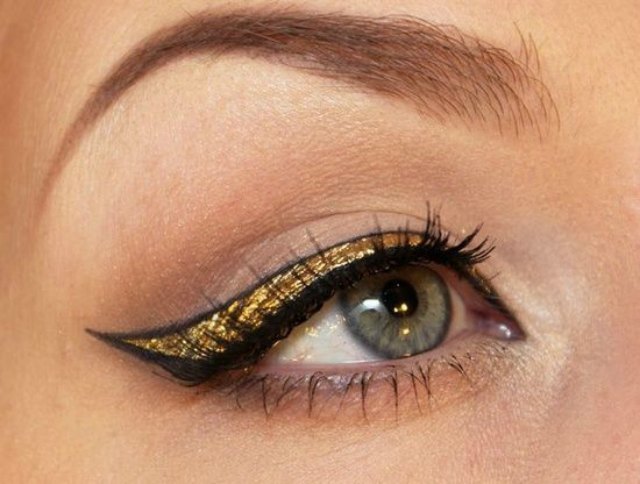 7 Ways to Highlight Your Features with GOLD Eye Shadow 1