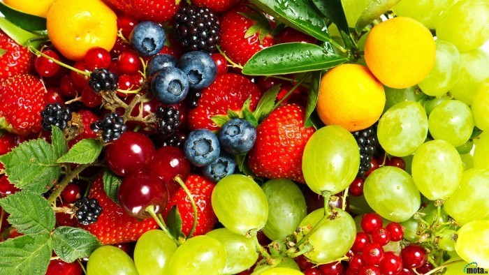 9 Super foods you need to include in your diet to nourish dry skin9