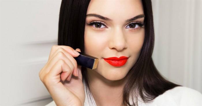 Beauty and make-up tips from the Jenners that make you look nothing less than a celeb!red
