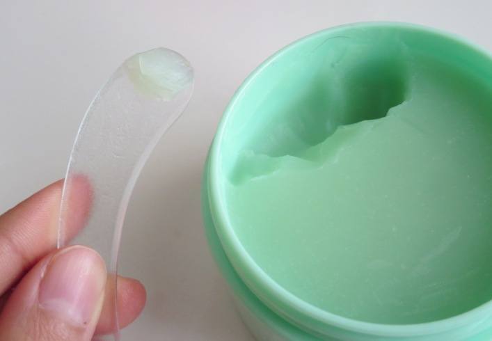 Cleansing oil spatula