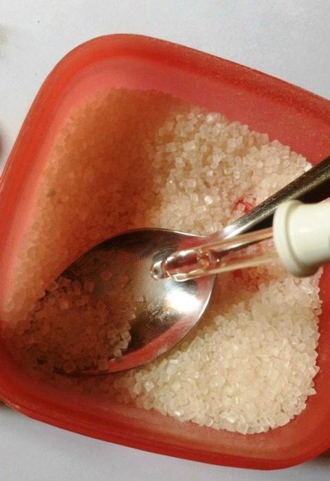 DIY Cooling Peppermint Bath Salts4